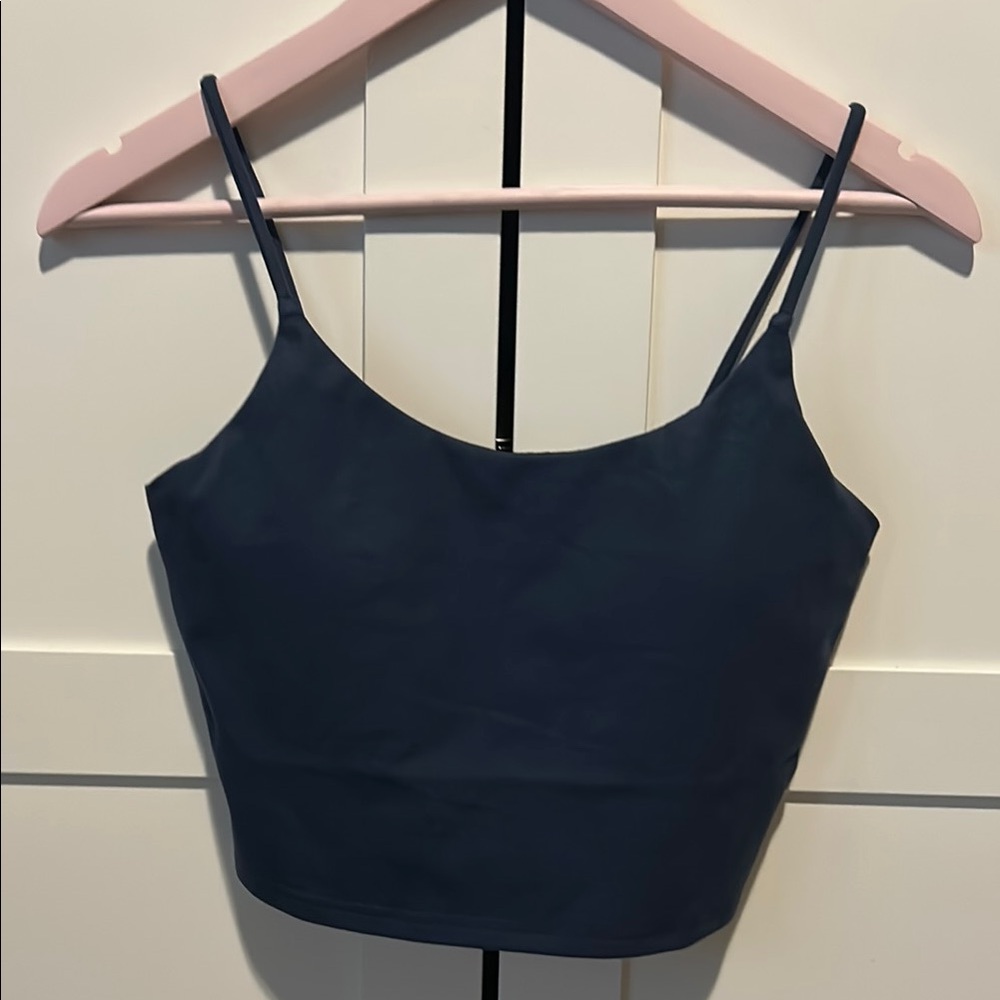 ETHOS Magic tank Navy Crop Top